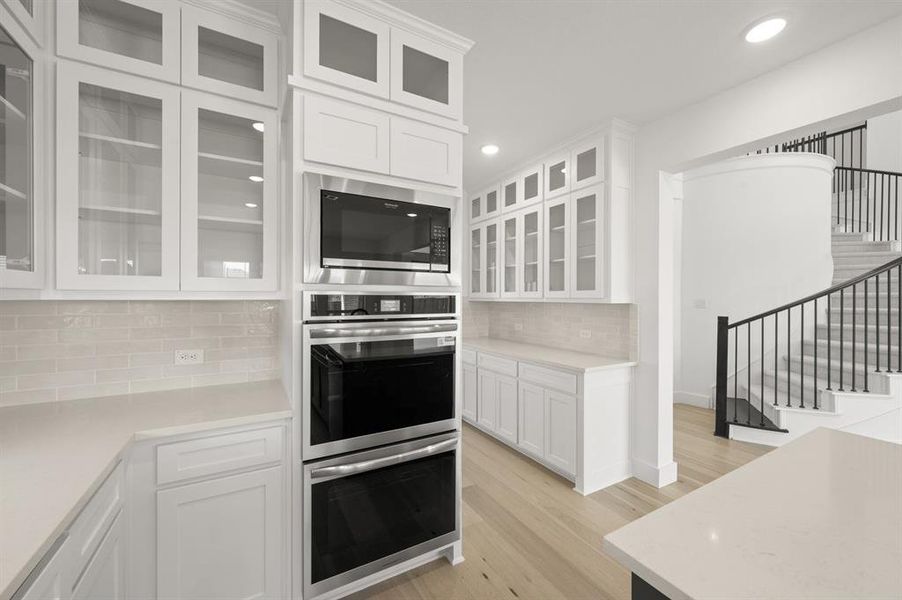 Furnished interior view inside a new home in Shady Valley Estates, Midlothian (Image 10).