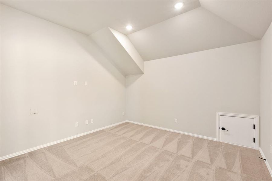 Spacious, unfurnished interior of a new home in Creekview Meadows, Pilot Point (Image 32). Spacious, unfurnished interior of a new home in Creekview Meadows, Pilot Point (Image 32).