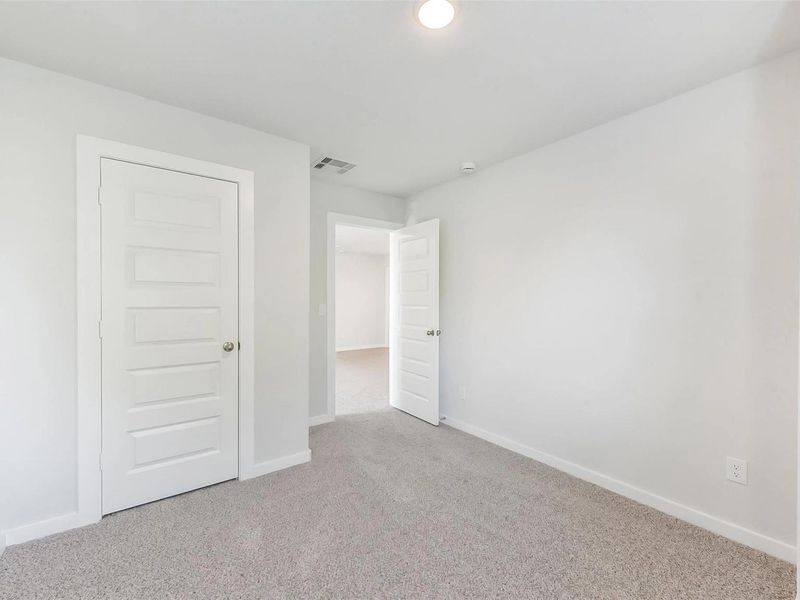 Spacious, unfurnished interior of a new home in Windmill Estates, Magnolia (Image 49).