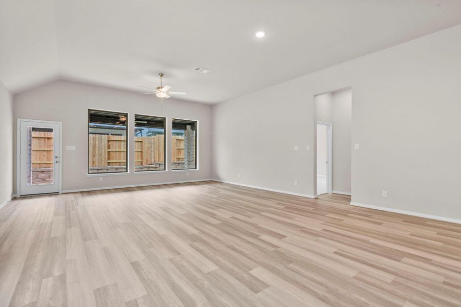 Spacious, unfurnished interior of a new home in Wildtree, Magnolia (Image 18).