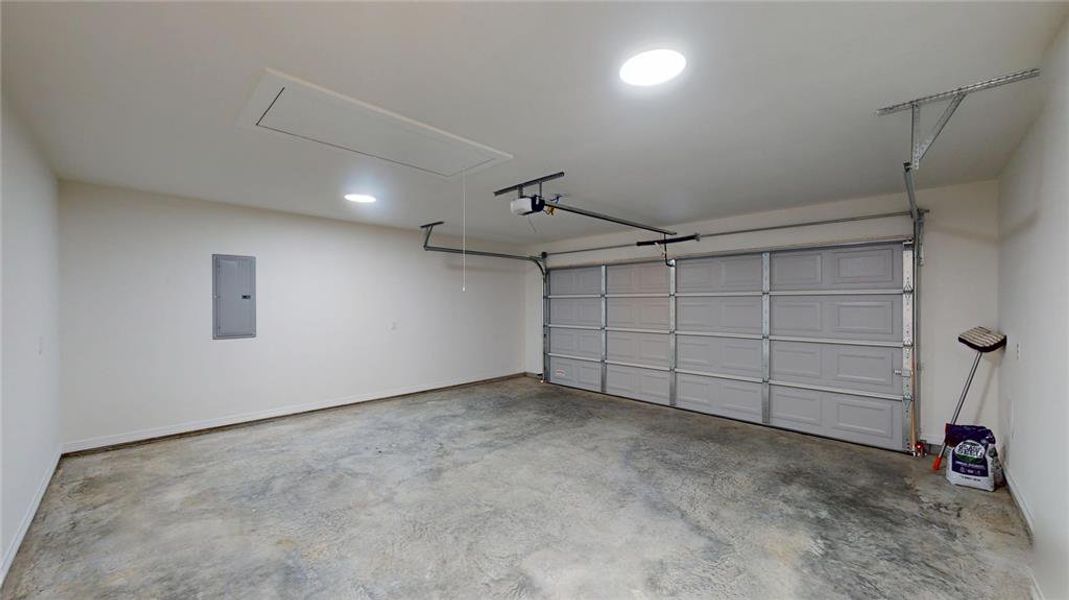 Spacious, unfurnished interior of a new home in , Cleburne (Image 12). Spacious, unfurnished interior of a new home in , Cleburne (Image 12).