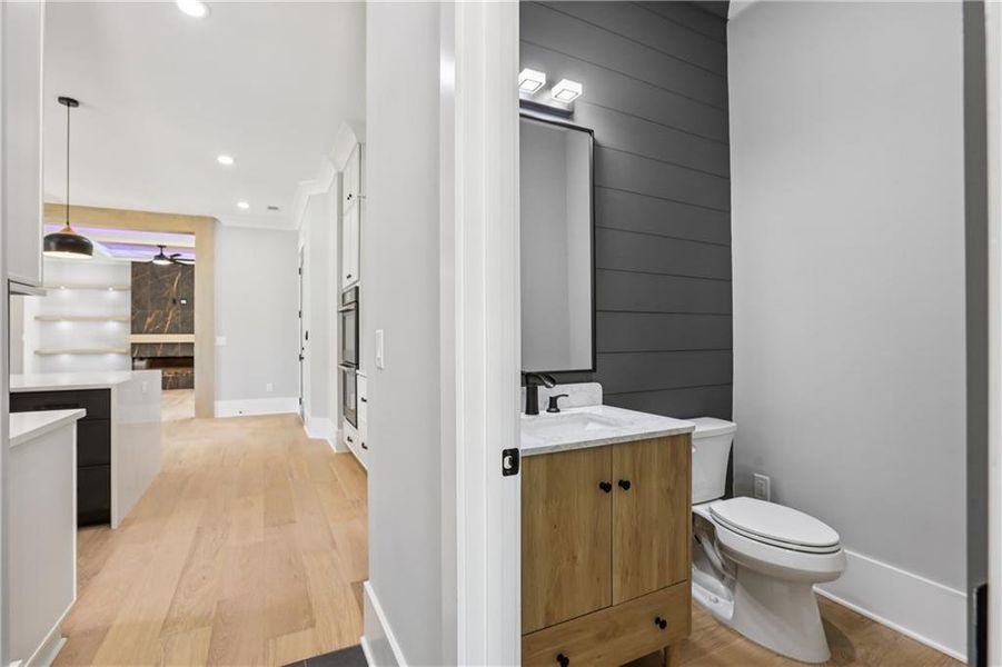 Furnished interior view inside a new home in , Braselton (Image 78).