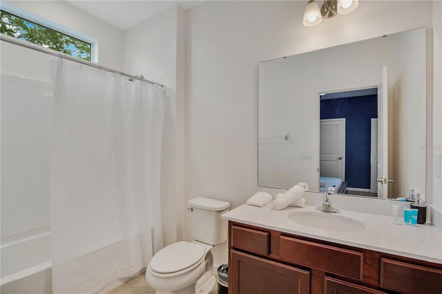 Furnished interior view inside a new home in , Kissimmee (Image 5).