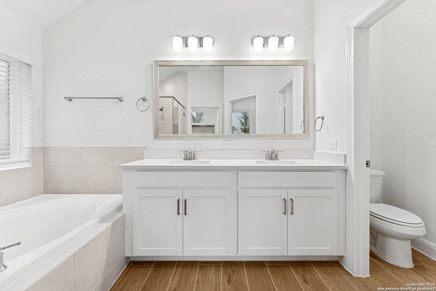 Furnished interior view inside a new home in Davis Ranch 50', San Antonio (Image 10).