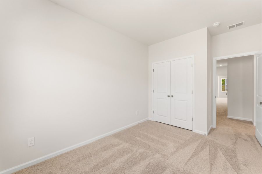 Spacious, unfurnished interior of a new home in Edwards Station, Taylors (Image 25).