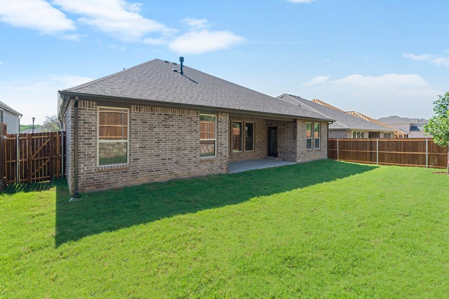 Representative exterior details of a home built from the Manor by Beazer Homes in Enclave at Legacy Hills: Overlook 60', Celina (Image 3). Representative exterior details of a home built from the Manor by Beazer Homes in Enclave at Legacy Hills: Overlook 60', Celina (Image 3).