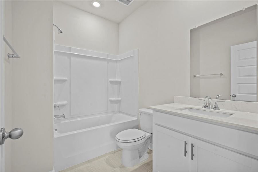 Furnished interior view inside a new home in Cedar Shoals – Heritage Collection, Piedmont (Image 8).