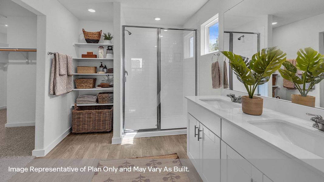 Furnished interior view inside a new home in Sonoma Oaks, Fredericksburg (Image 26).