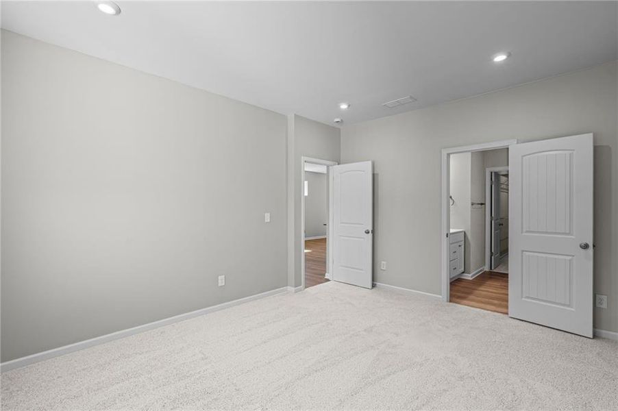 Spacious, unfurnished interior of a new home in Villas at Gold Creek, Dawsonville (Image 30). Spacious, unfurnished interior of a new home in Villas at Gold Creek, Dawsonville (Image 30).