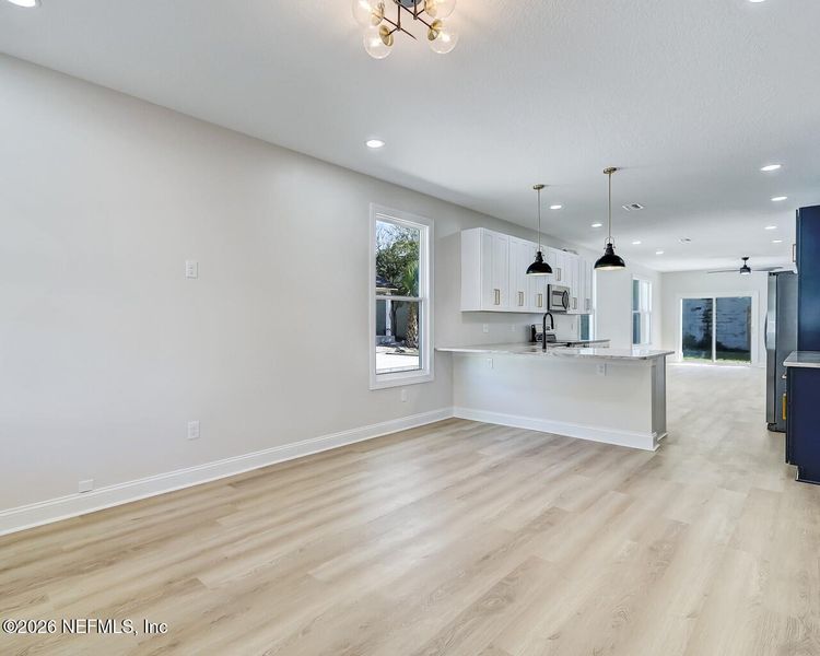 Spacious, unfurnished interior of a new home in , Jacksonville (Image 33).