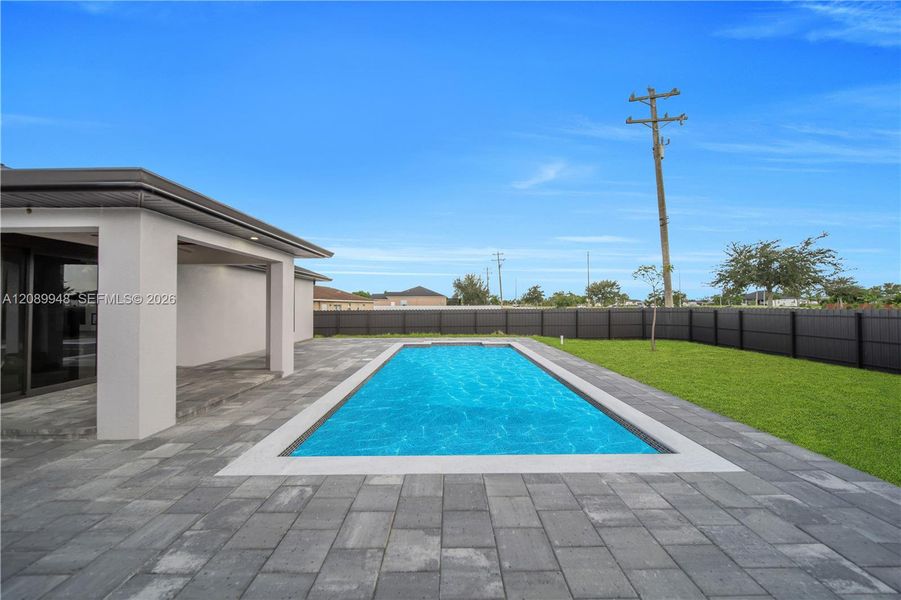 Exterior details and patio area of a home in , Cape Coral (Image 23).