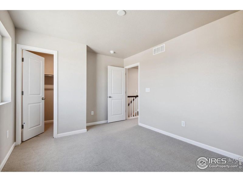 Spacious, unfurnished interior of a new home in The Overlook at Johnstown Farms, Johnstown (Image 23).