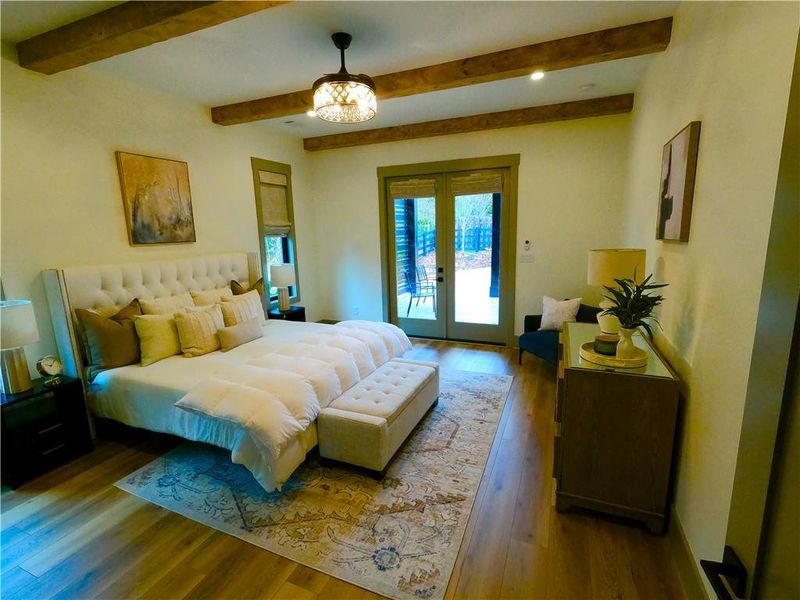 Furnished interior view inside a new home in , Alpharetta (Image 9).