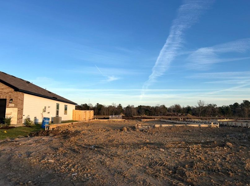Site preparation for new homesites in Lexington Heights, Willis (Image 18).