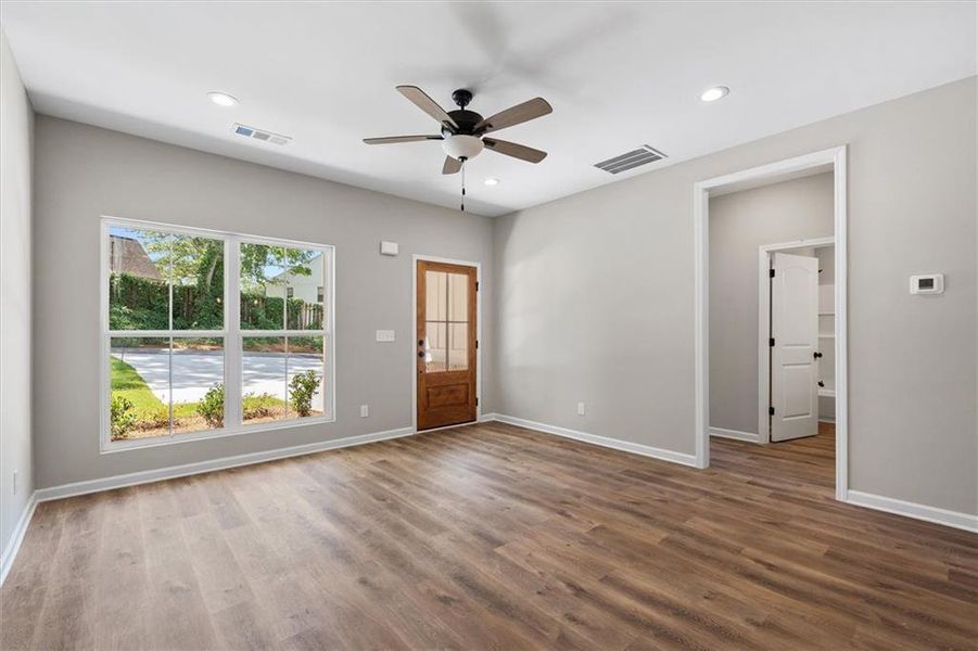 Spacious, unfurnished interior of a new home in , Carrollton (Image 18). Spacious, unfurnished interior of a new home in , Carrollton (Image 18).