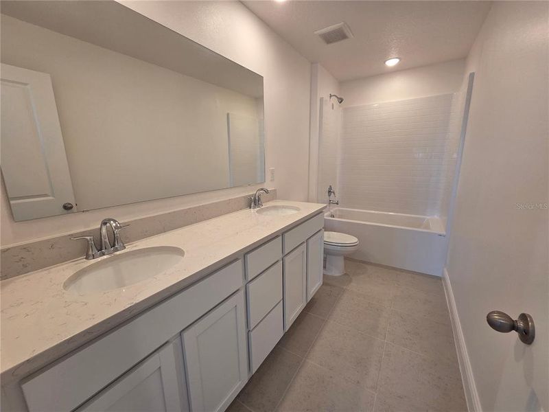 Furnished interior view inside a new home in Villamar, Winter Haven (Image 13).