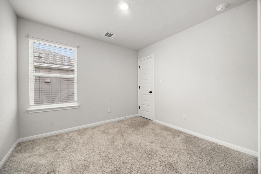 Spacious, unfurnished interior of a new home in , Round Rock (Image 20). Spacious, unfurnished interior of a new home in , Round Rock (Image 20).