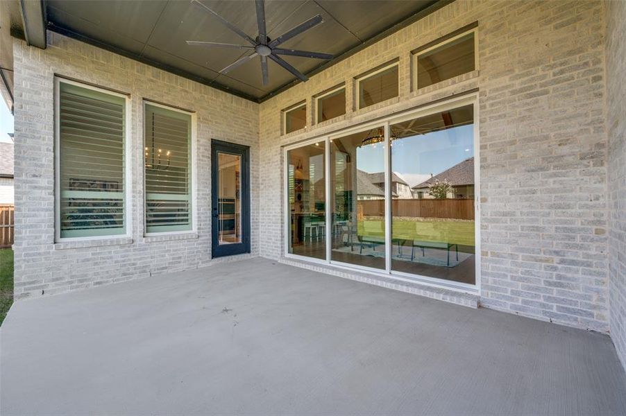 Exterior details and patio area of a home in , Prosper (Image 3).