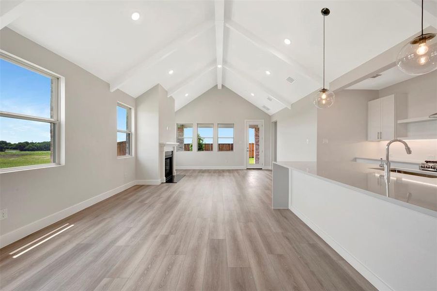 Spacious, unfurnished interior of a new home in Heritage Ranch, Sherman (Image 16). Spacious, unfurnished interior of a new home in Heritage Ranch, Sherman (Image 16).