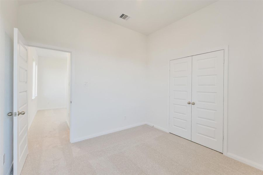 Spacious, unfurnished interior of a new home in Stone Creek Ranch, Hockley (Image 20).