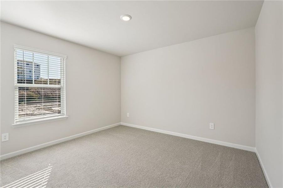 Spacious, unfurnished interior of a new home in Ivey Township, Dallas (Image 50).