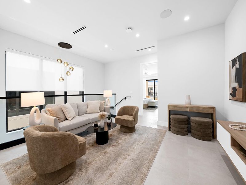 Furnished interior view inside a new home in , Fort Lauderdale (Image 40). Furnished interior view inside a new home in , Fort Lauderdale (Image 40).