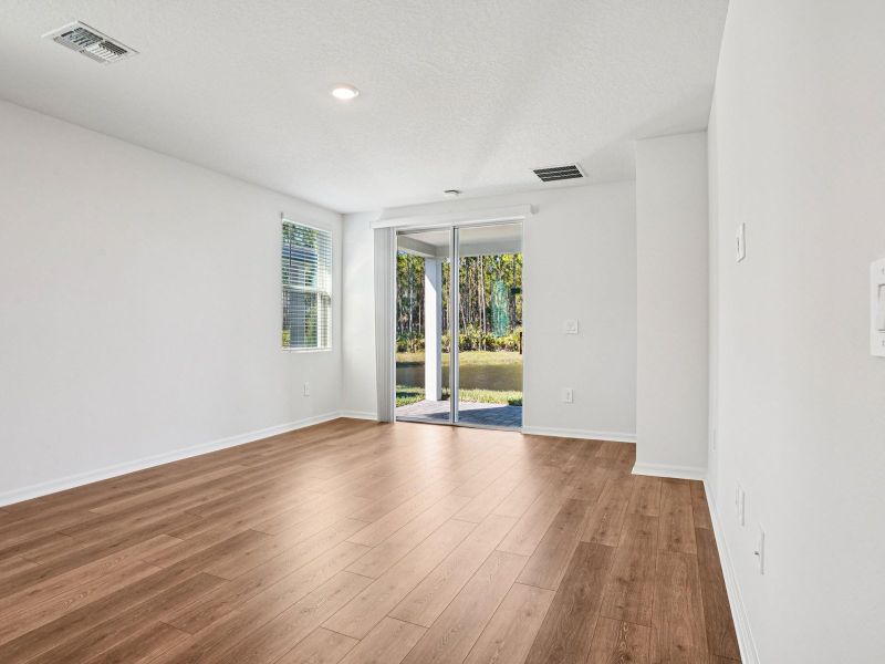 Spacious, unfurnished interior of a new home in Ridgehaven - Villas, Ormond Beach (Image 8). Spacious, unfurnished interior of a new home in Ridgehaven - Villas, Ormond Beach (Image 8).