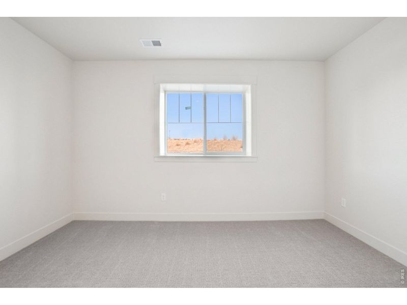 Spacious, unfurnished interior of a new home in Villa Collection, Fort Collins (Image 23).