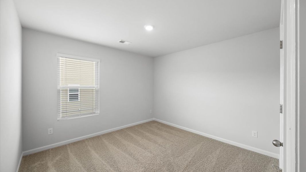 Spacious, unfurnished interior of a new home in Highland Hills, Graniteville (Image 22).