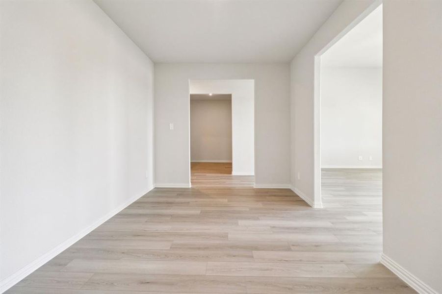 Spacious, unfurnished interior of a new home in Lakehaven - Premier Series, Farmersville (Image 17).