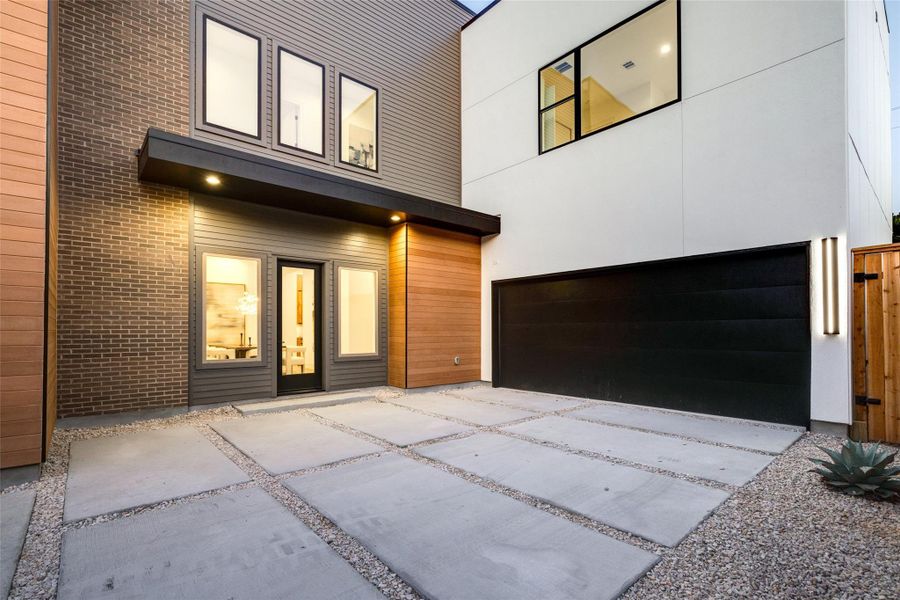 Exterior details and patio area of a home in , Houston (Image 3).