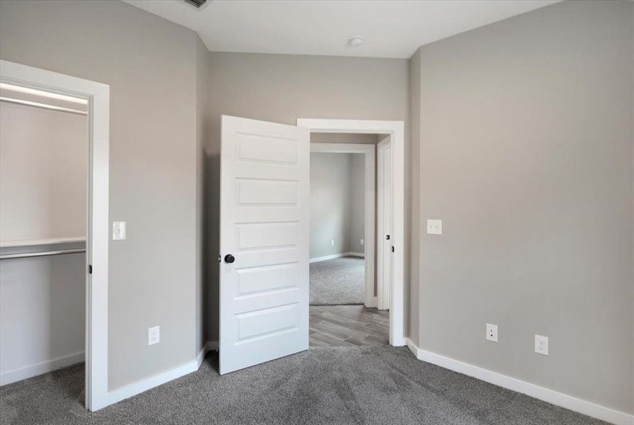 Spacious, unfurnished interior of a new home in , Lindale (Image 31).