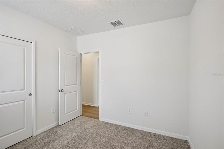 Spacious, unfurnished interior of a new home in Hamilton Bluff - Classic Series, Lake Hamilton (Image 26).