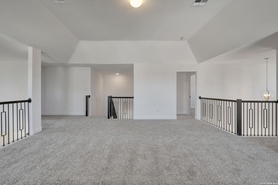 Spacious, unfurnished interior of a new home in Everly Estates, San Antonio (Image 19).