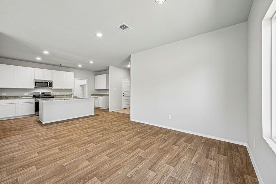 Spacious, unfurnished interior of a new home in Harrington Trails, New Caney (Image 15). Spacious, unfurnished interior of a new home in Harrington Trails, New Caney (Image 15).
