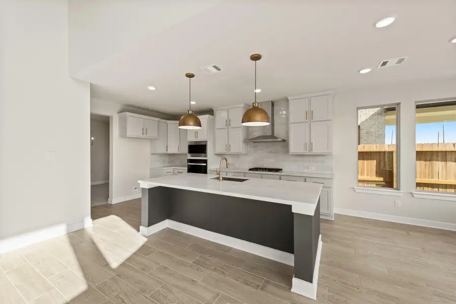 Representative image. Features, specifications, selections and colors may vary. Representative image. Features, specifications, selections and colors may vary.