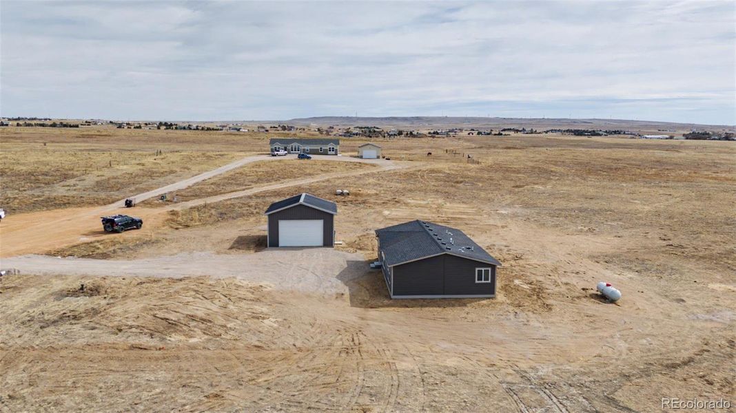 Image 33 of a home in .