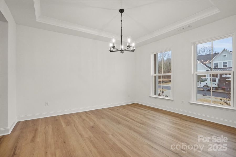 Spacious, unfurnished interior of a new home in Forest Creek, Waxhaw (Image 30).