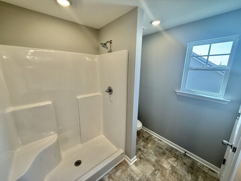 Image 9 of a home in Stonehenge.