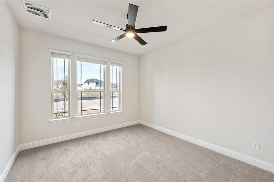 Spacious, unfurnished interior of a new home in Sonoma Verde, McLendon-Chisholm (Image 24).