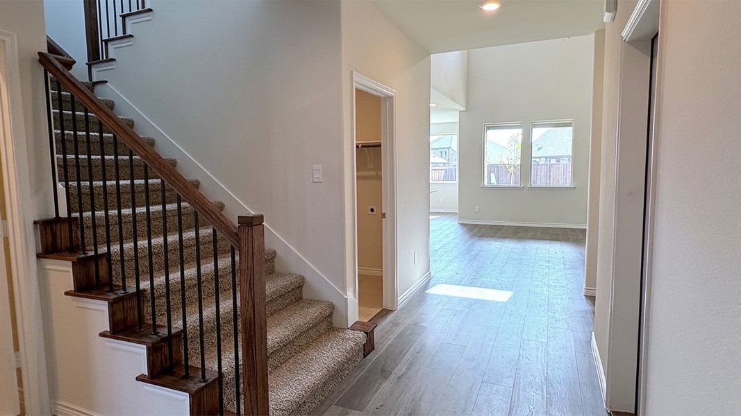 Spacious, unfurnished interior of a new home in Madera, Royse City (Image 11).