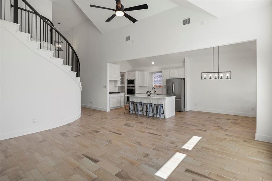 Spacious, unfurnished interior of a new home in , Mesquite (Image 23).