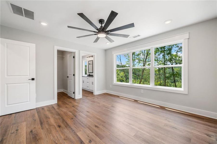 Spacious, unfurnished interior of a new home in , Ranger (Image 21).