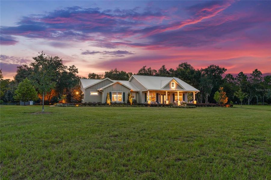 Front exterior of a new home in , Dunnellon, FL, highlighting curb appeal (Image 19).
