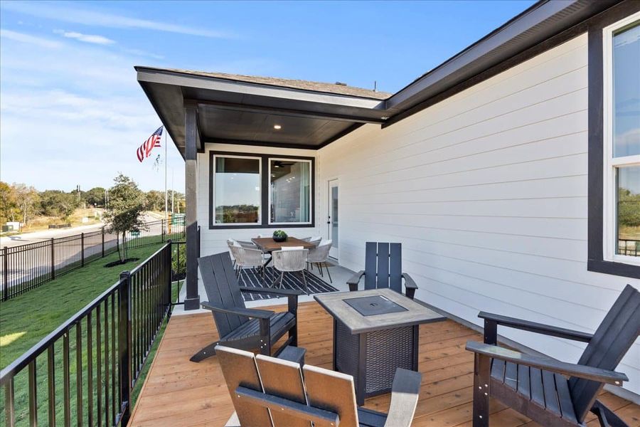 Exterior details and patio area of a home in Stream Waters, Seguin (Image 20).