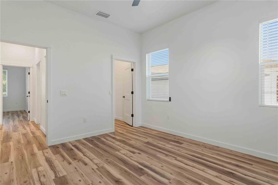 Spacious, unfurnished interior of a new home in , Punta Gorda (Image 57).