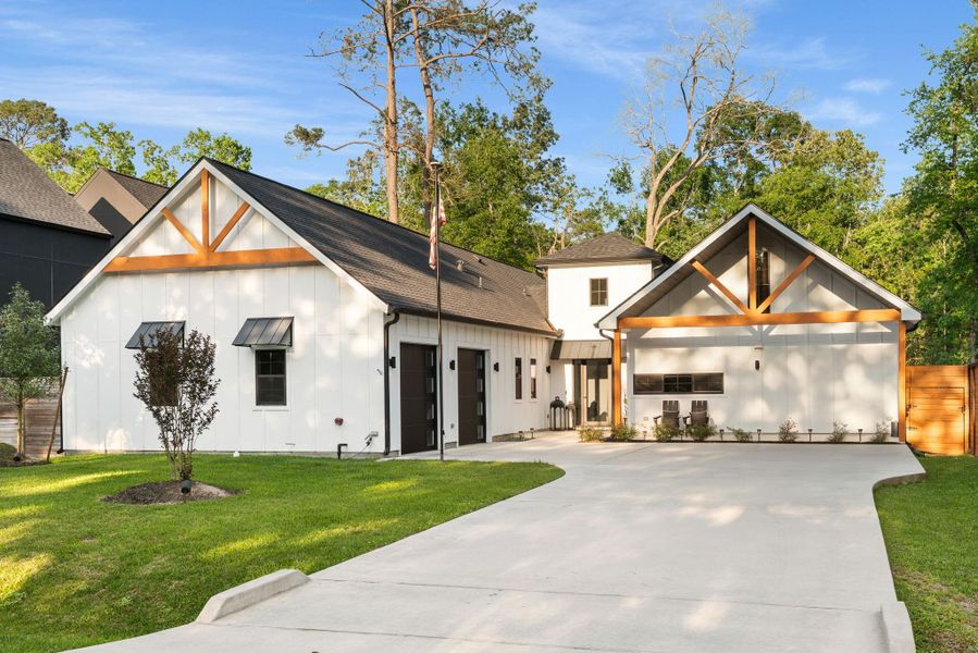 **NOT THE ACTUAL HOME - This is an example of some of the houses that have been developed in the same neighborhood** **NOT THE ACTUAL HOME - This is an example of some of the houses that have been developed in the same neighborhood**