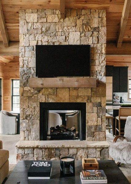 Image 86 of a home in .