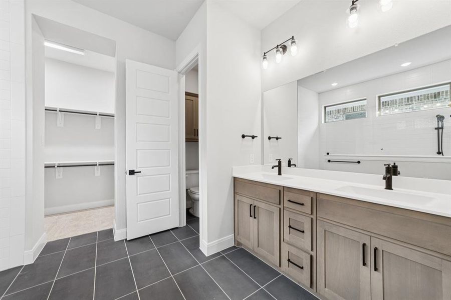 Furnished interior view inside a new home in Painted Tree - Classic Series, McKinney (Image 5). Furnished interior view inside a new home in Painted Tree - Classic Series, McKinney (Image 5).