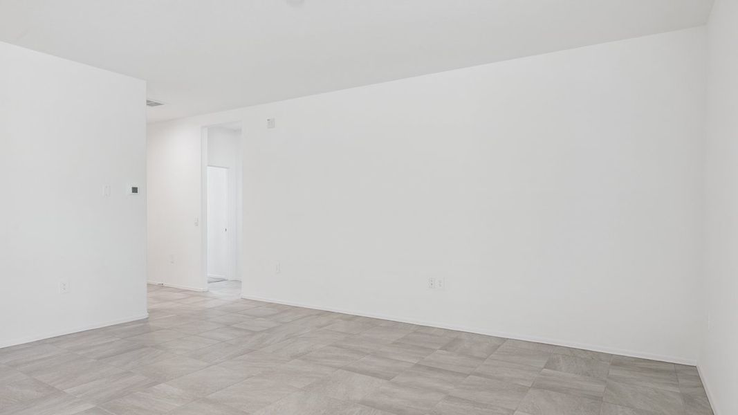 Spacious, unfurnished interior of a new home in Heartland Ranch, Coolidge (Image 11). Spacious, unfurnished interior of a new home in Heartland Ranch, Coolidge (Image 11).